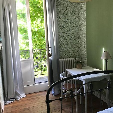 Bed and Breakfast Un Jardin Dans La Ville Châlons-en-Champagne Zewnętrze zdjęcie