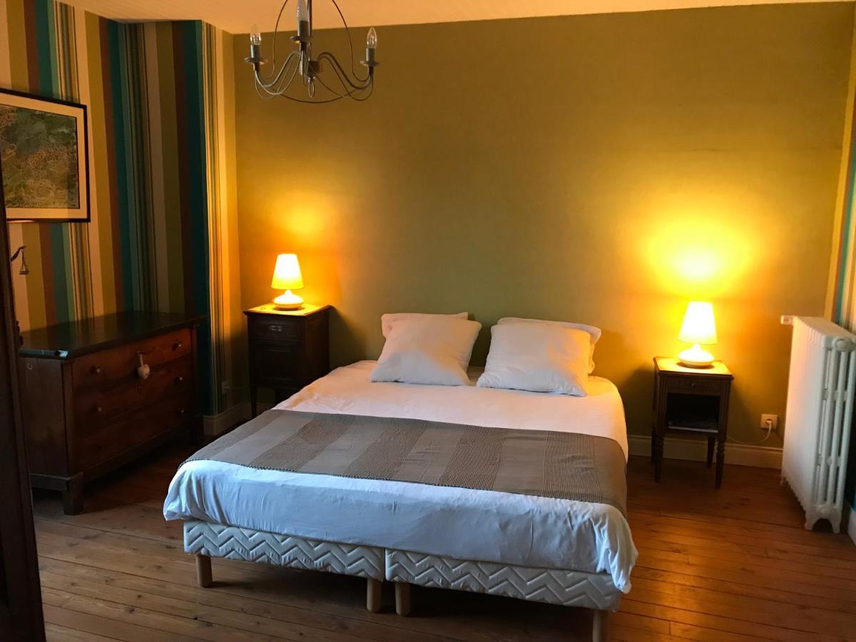 Bed and Breakfast Un Jardin Dans La Ville Châlons-en-Champagne Zewnętrze zdjęcie
