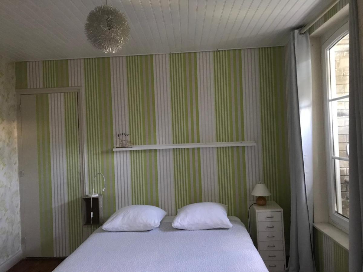 Bed and Breakfast Un Jardin Dans La Ville Châlons-en-Champagne Zewnętrze zdjęcie