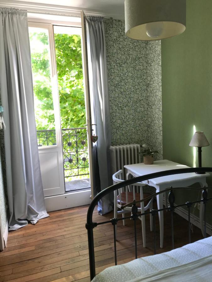 Bed and Breakfast Un Jardin Dans La Ville Châlons-en-Champagne Zewnętrze zdjęcie